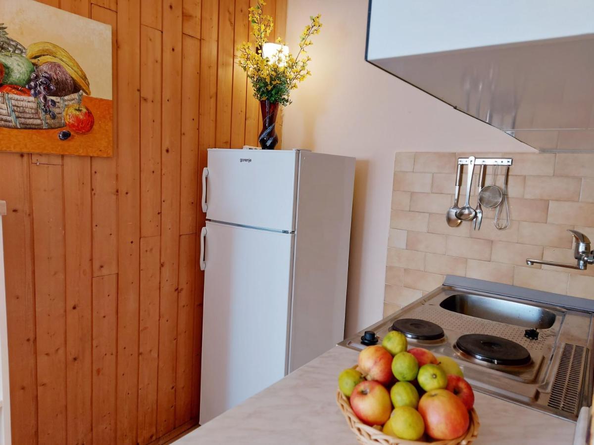 Adriatic Riviera Apartment *
