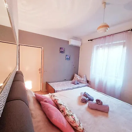 Apartments Adriatic Riviera Crikvenica Buitenkant foto